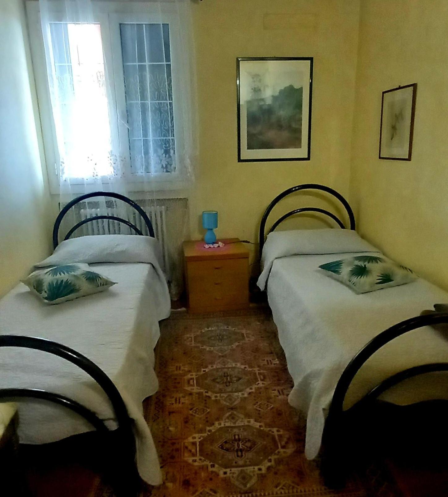 مالكونتينتا B&B Palmagrill الغرفة الصورة